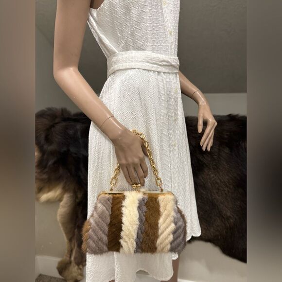 Colorblock Handmade Real Mink Fur Kisslock Clutch/Wristlet/Crossbody - Picture 3 of 15